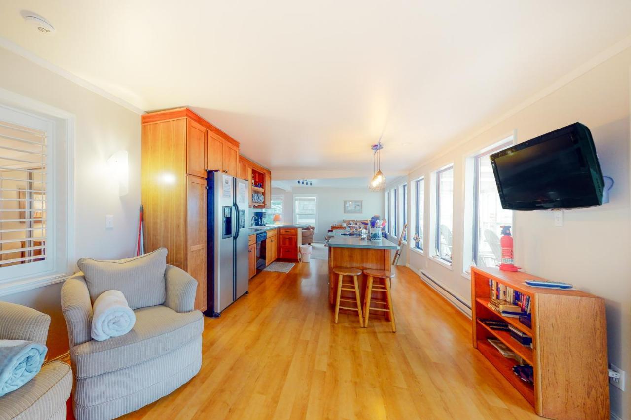Shore Fun Rockaway Beach Exterior foto